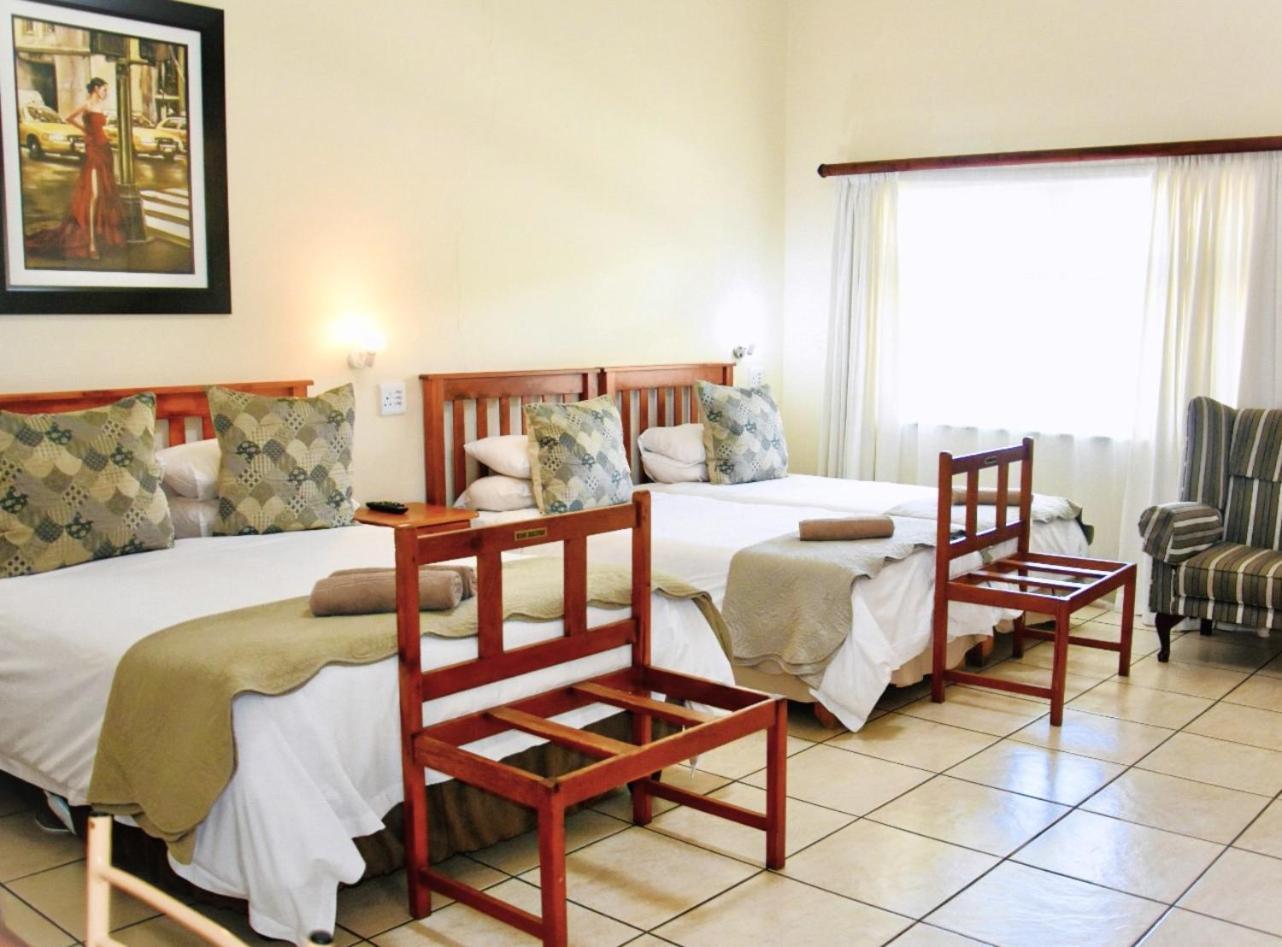 Donkin Country House Beaufort Wes Kamer foto